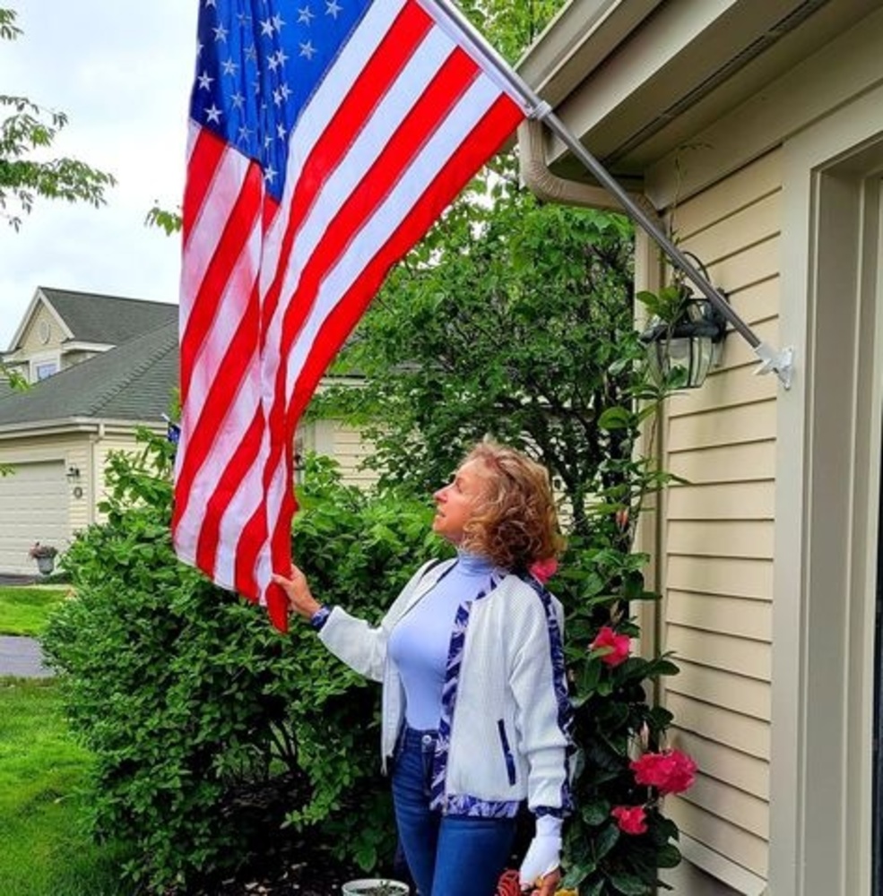 Meet your Posher, Rita